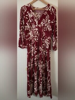 Harlow & Rose Burgundy Floral V-neck Maxi Dress